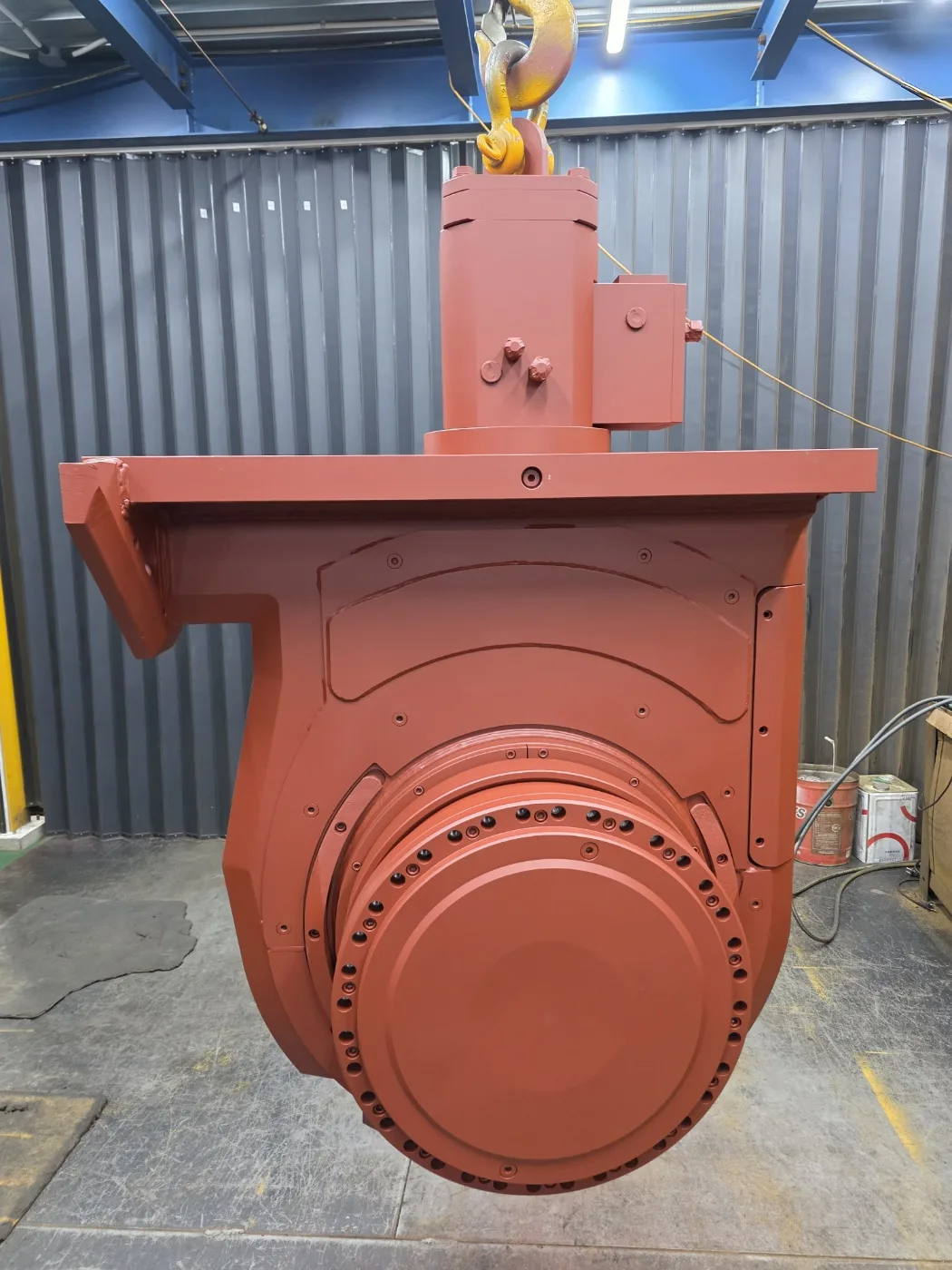 Side view of the primed BC40 gearbox with the motor interface on top