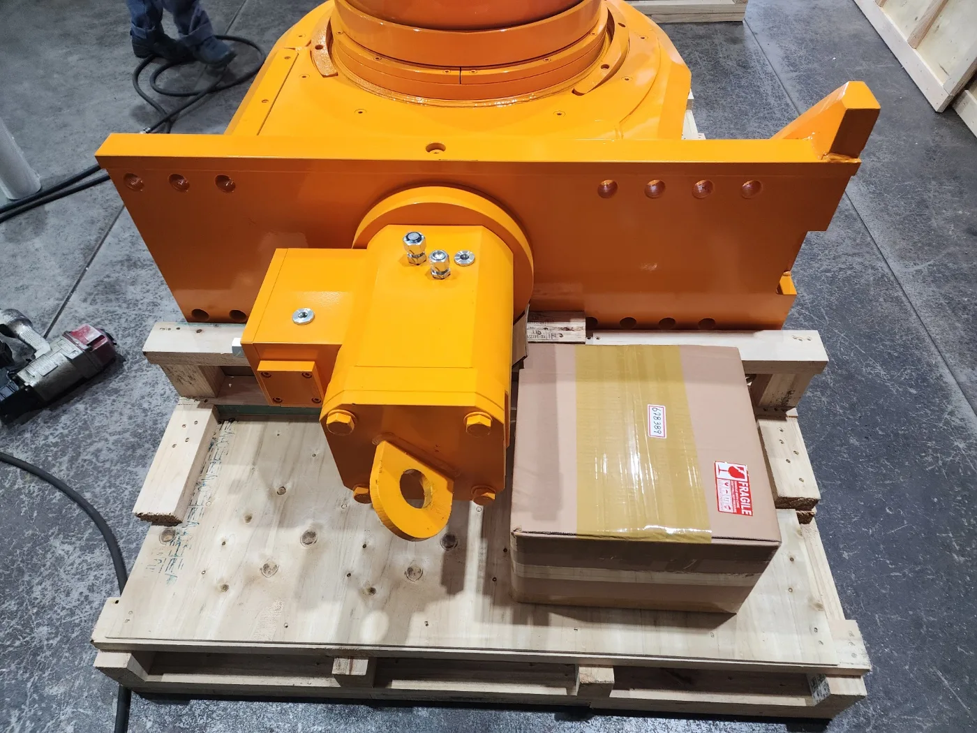 BC40 Latest type gearbox, Screw-on Pot