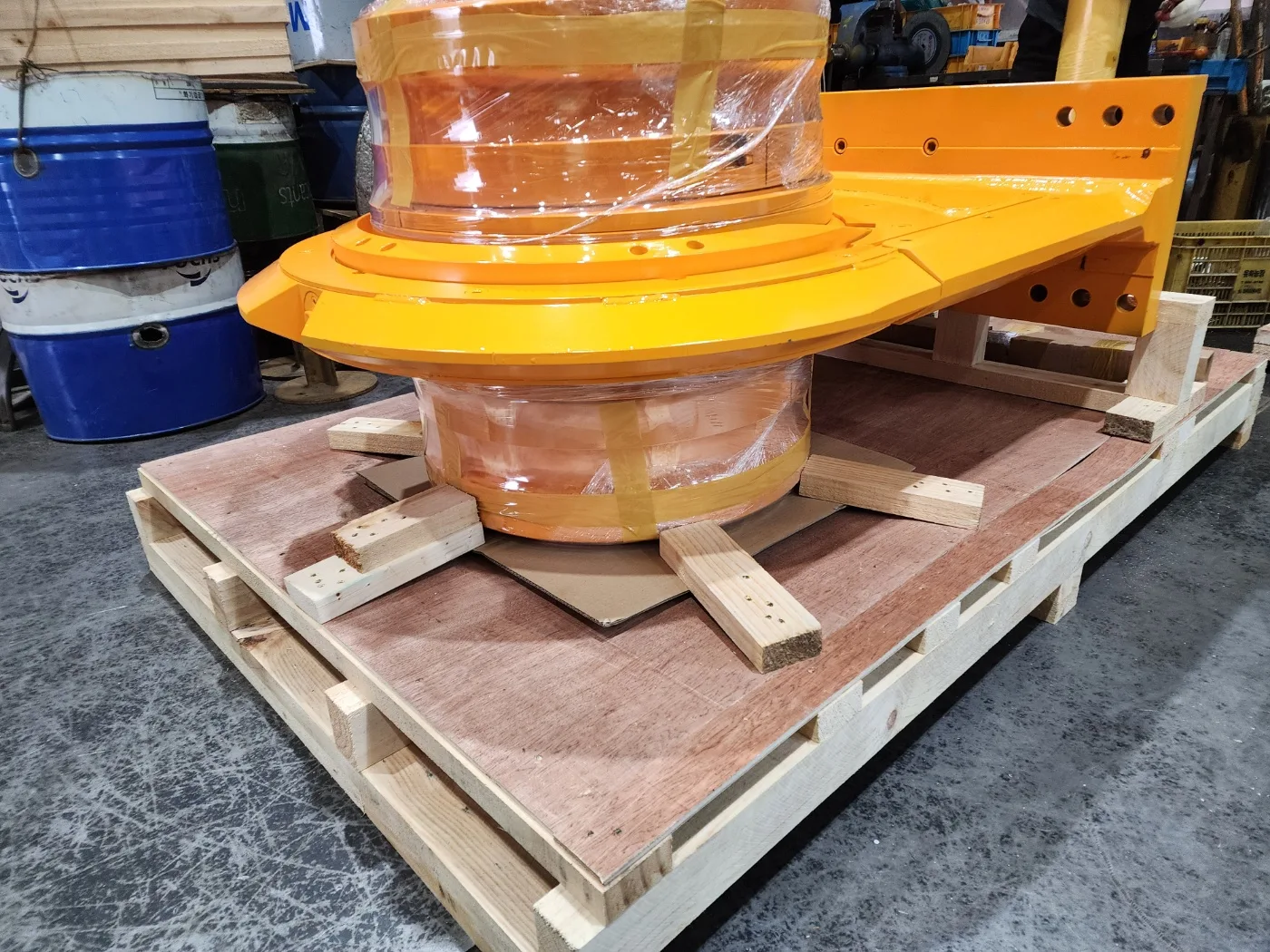 Close view of the packed BC40 gearbox seated on timber bearers